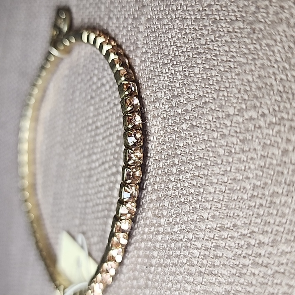 New Diamante Peach, Brass Plated Stretch Bracelet, NWT - Picture 7 of 7